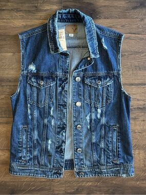 American Eagle Outfitters Distressed Dark Blue Denim Sleeveless Vest Womens